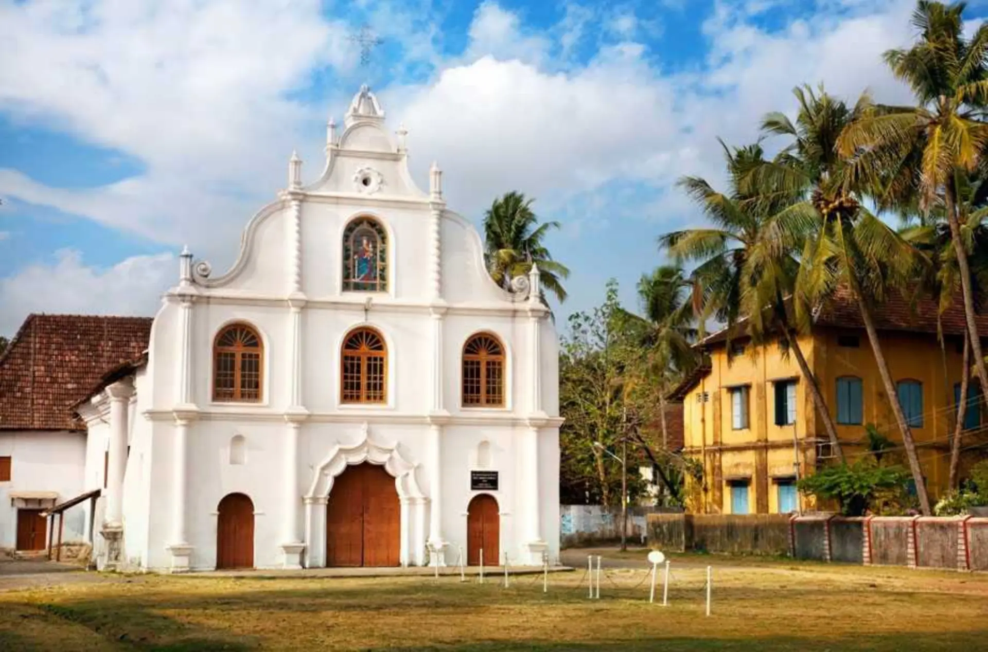 Luxury Kerala Honeymoon Escape with Kovalam Beaches
