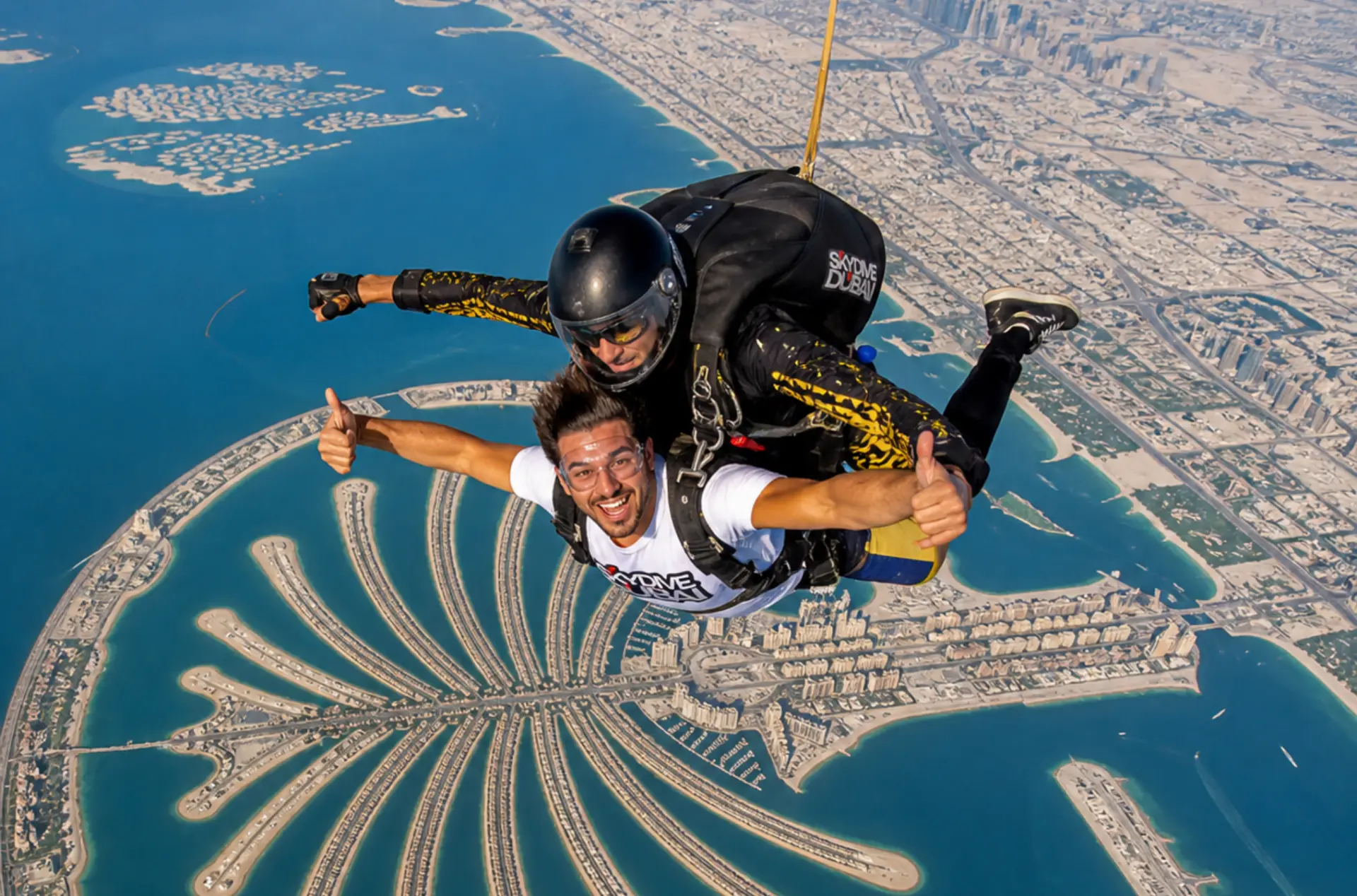 An Tour In Glitzy Dubai