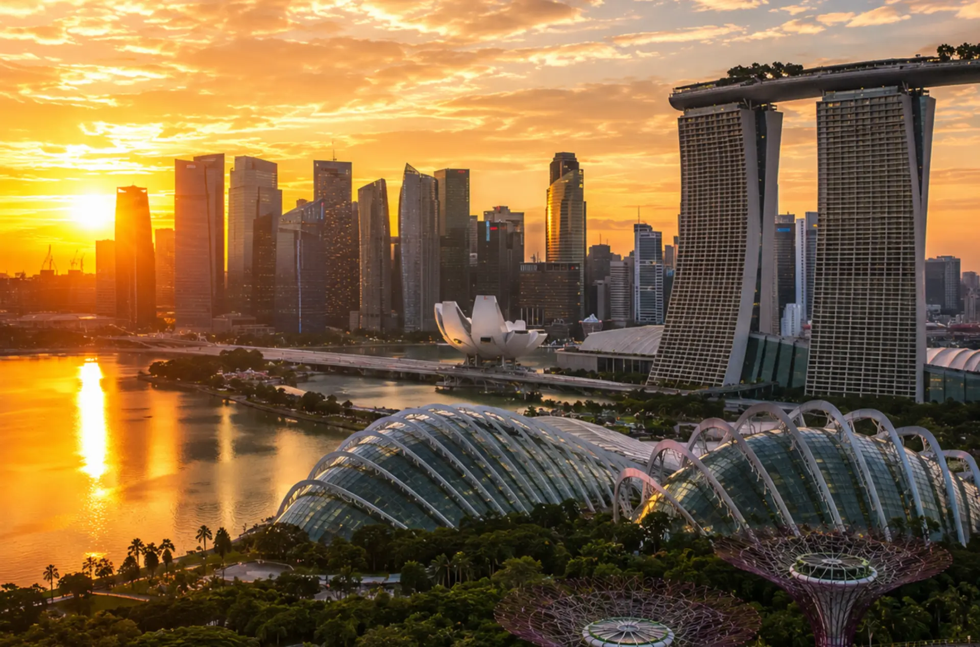Singapore Premium Romantic Getaway with Sentosa Island & Universal Studios
